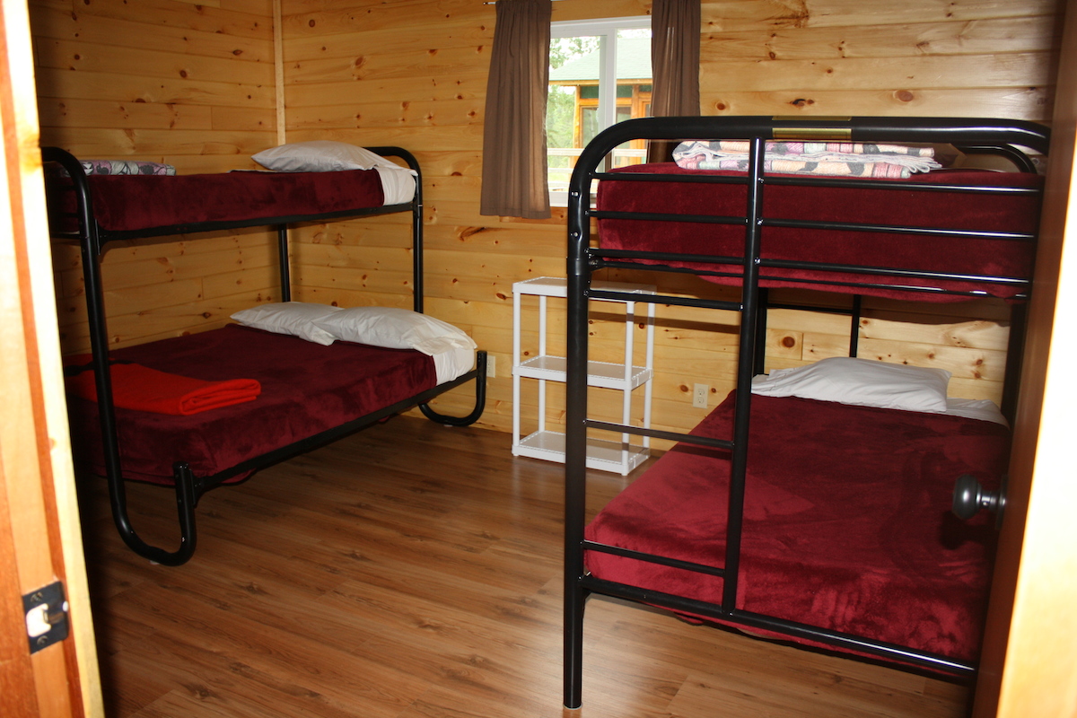 cabin-interior-bedroom